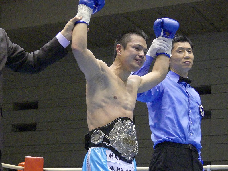 大阪市大正区の仲里ボクシングジムに在籍している第40代日本チャンピオンの久高寛之選手